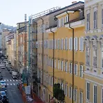 Burja - In Pieno Centro Storico Apartment *